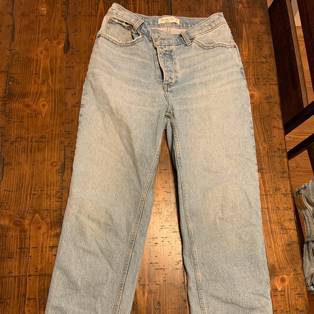 Abercrombie&Fitch “The Dad” high rise jeans